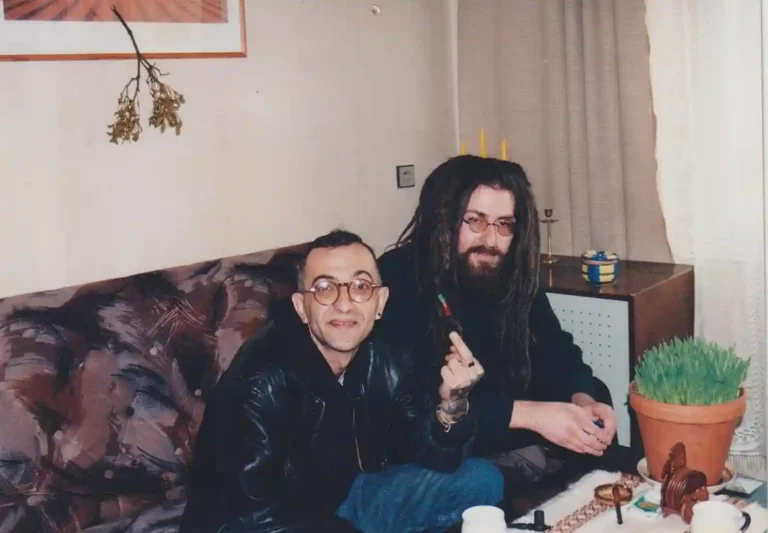 2001 6